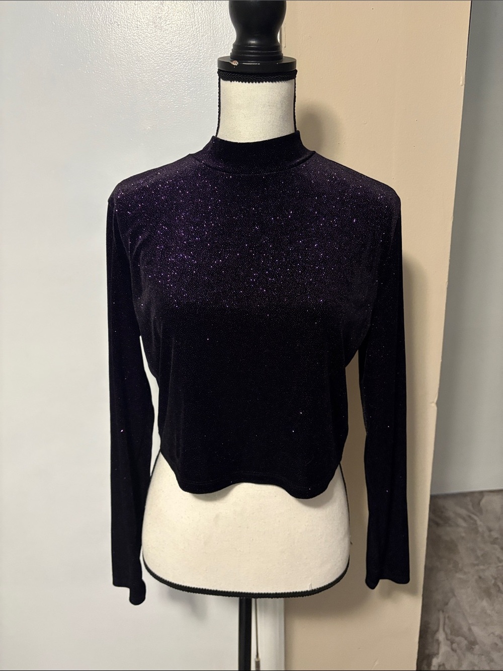 Divided Glitter Cut Out Long Sleeve Top